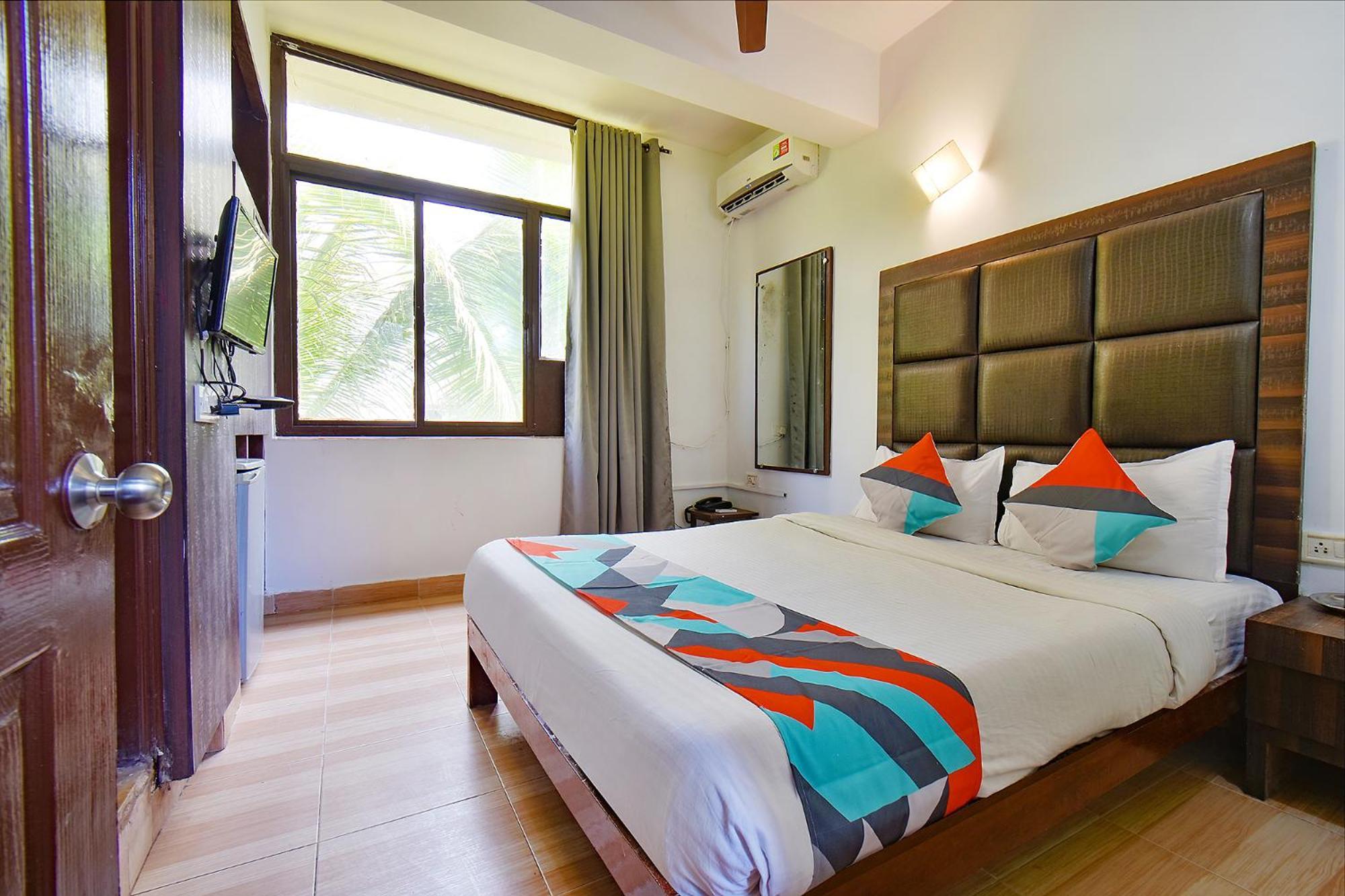 Fabhotel Kris Resort - Nr Calangute Beach Eksteriør bilde