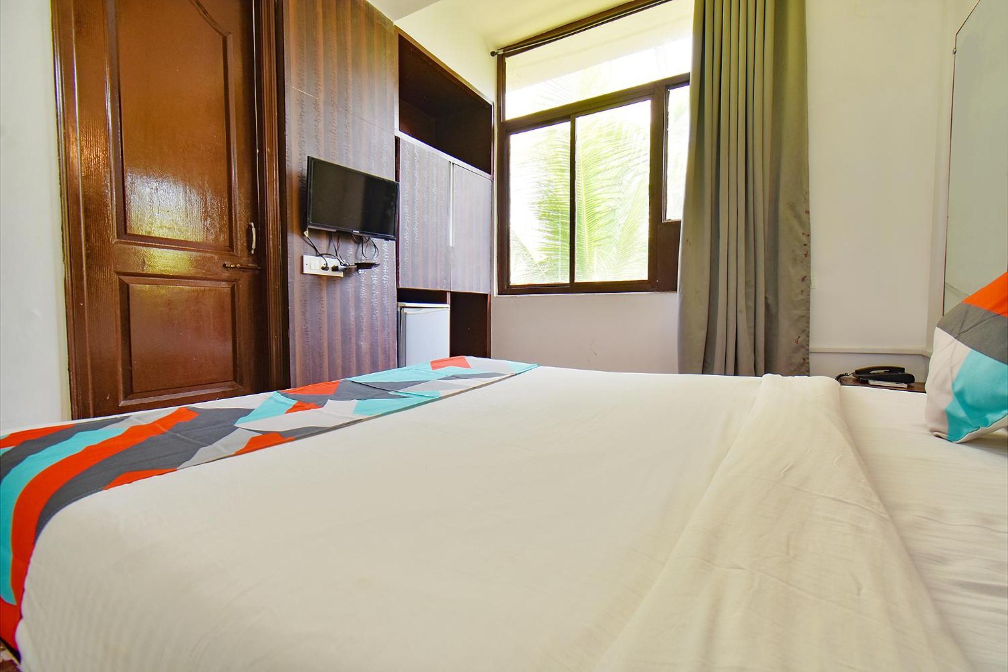 Fabhotel Kris Resort - Nr Calangute Beach Eksteriør bilde
